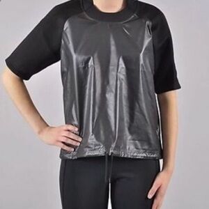 Nike Black and Gray Short Sleeve Tee